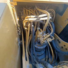 Load image into Gallery viewer, Used Crawler Excavator Second Hand Construction Equipment Original Machine Caterpillar CAT320 320D 320D2 320D-E 320 GC GX for Sale