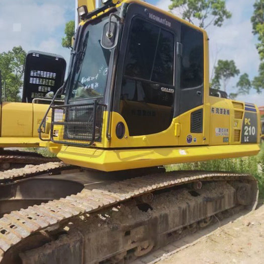 Used Crawler Excavator Second Hand Construction Equipment Original Machine Komatsu PC210 PC210LC-8 PC210-6 7 8 10 PC215-10M0 for Sale
